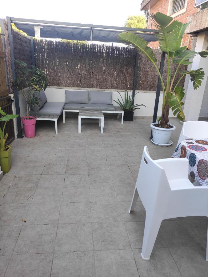 Near Beaches Large Private Patio, Aircon & Community Pool Coma-ruga Εξωτερικό φωτογραφία